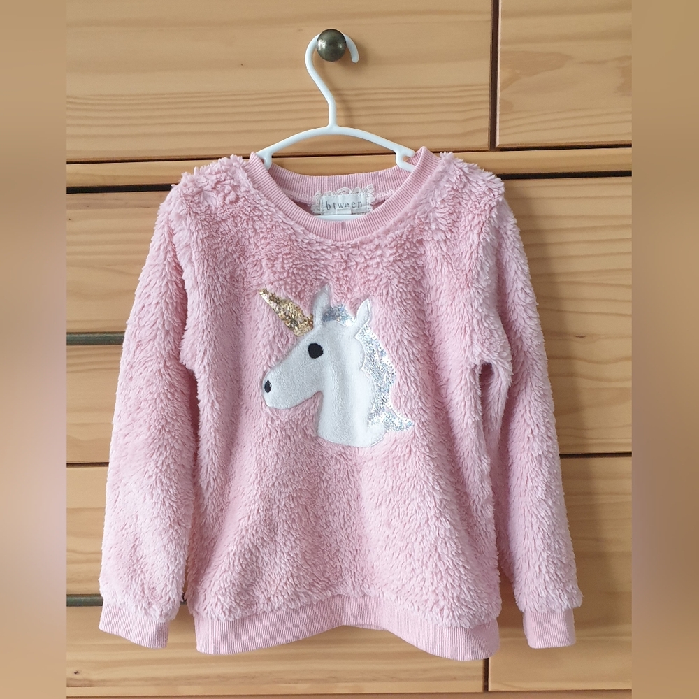 btween Pink Fleece Unicorn Sweatshirt Size 5T (Label 6T Runs Small)